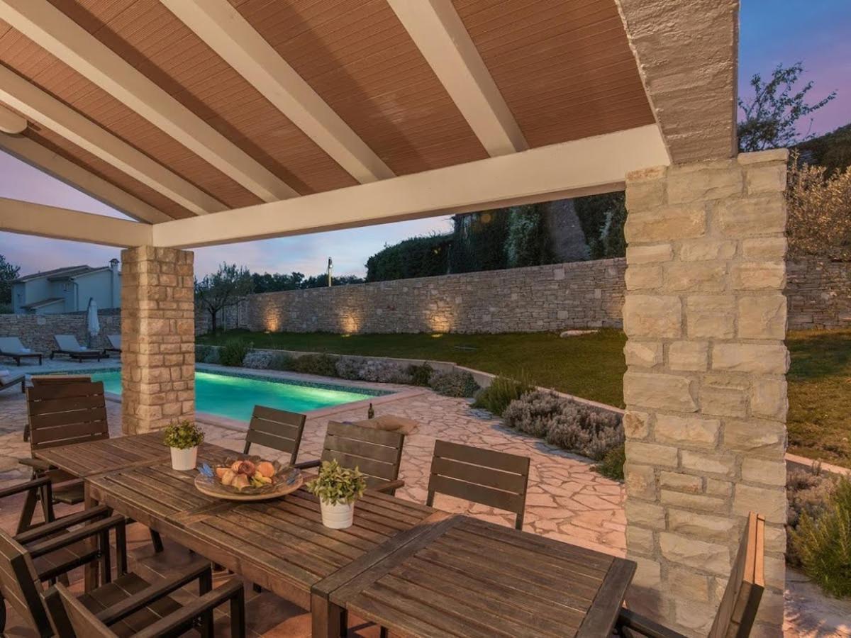 Villas Adagio Rojnici Exterior photo