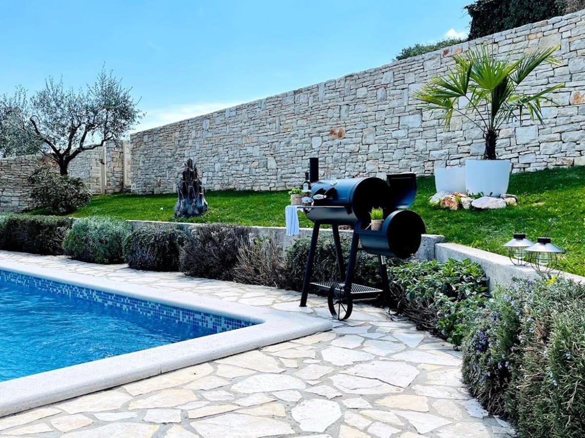Villas Adagio Rojnici Exterior photo