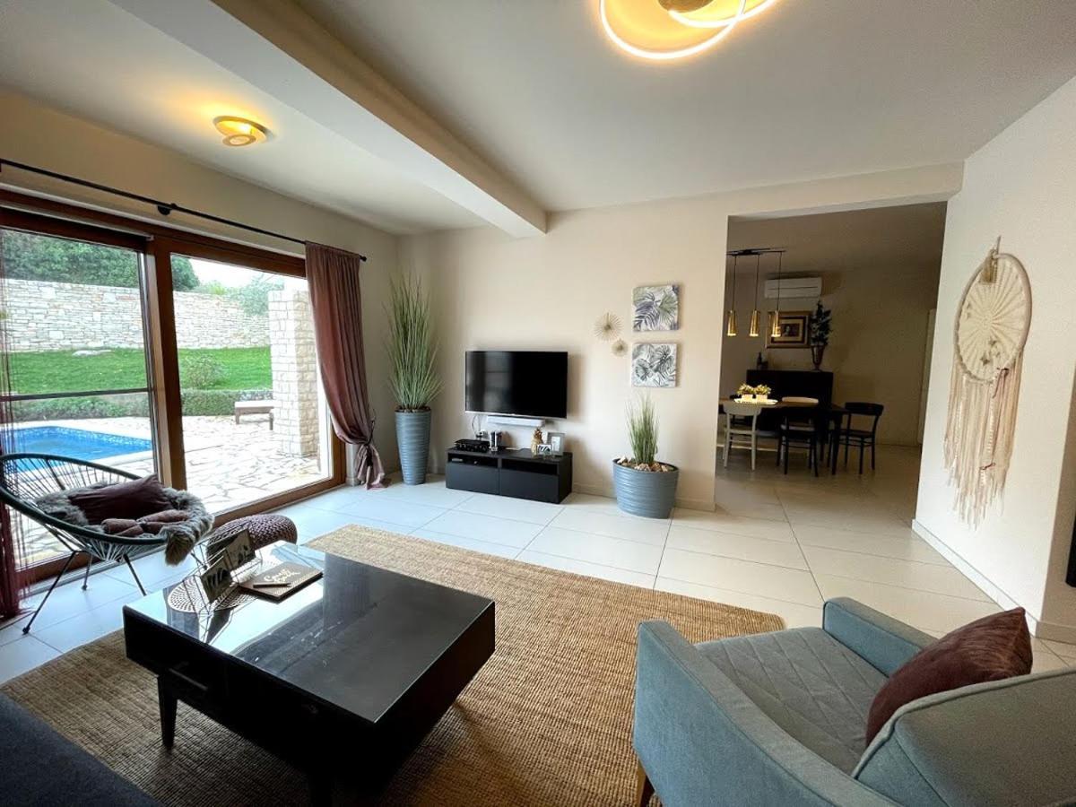 Villas Adagio Rojnici Exterior photo